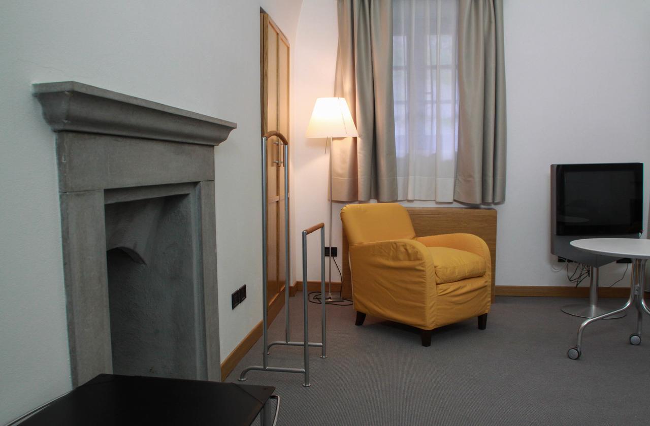 Hotel Cavour Et Des Officiers Bard Eksteriør billede
